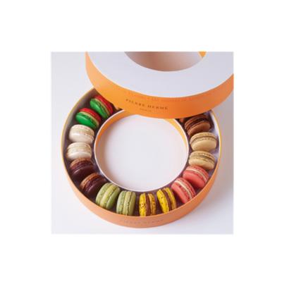 China Recycled Materials Food Grade Custom Size Cardboard Round Shape Art Paper Gift Macaron Packaging Box For 20pcs Macaron PET Inside for sale