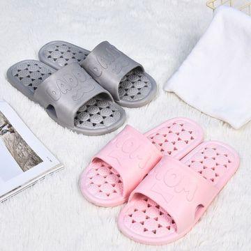 China 2021 new light weight couple slippers cool men's and women's bathroom leak home slippers manufacturers wholesale for sale