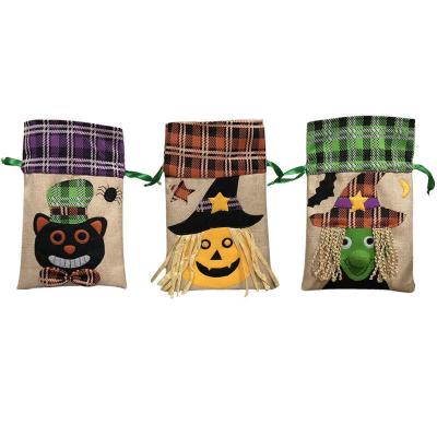 China Customized Color Halloween Candy Bag with Drawstring Non woven Creative Gift Bag for sale