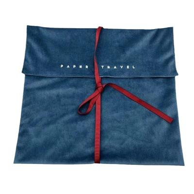 Cina Borsa di imballaggio stampata con logo personalizzato Bowknot Flip per soluzioni di imballaggio in stile vintage in vendita