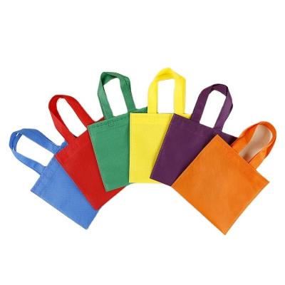 China Custom Logo Color Size Tote Bag for Festival Holiday Promotion Gift Reusable Non Woven Bag for sale