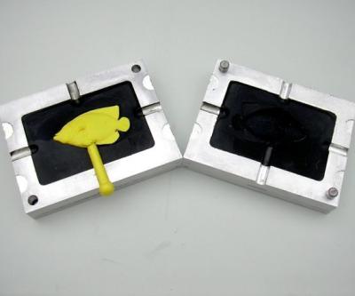 中国 Boost Your Production with Top-Notch and Durable Plastic Mold Parts Plastic Injection MoldingWith an Epoxy Mold. 販売のため