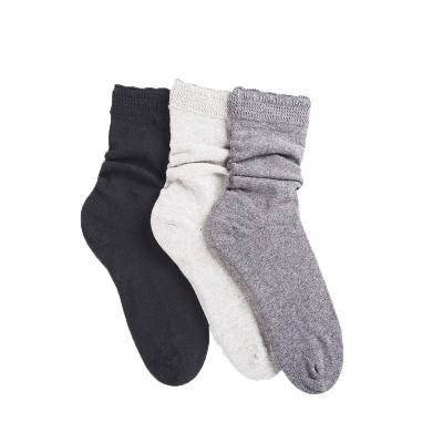 China Breathable Ladies Flower Rim Crew Socks Combed Cotton Womens Luxury Socks Custom Tube Handlinking for sale