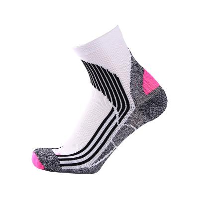 China Breathable Running Crew Custom Logo Sport Socks Sport Tube Socks Mens High Quality Cotton Supplier for sale