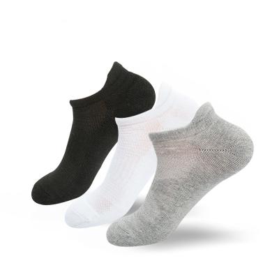 China Eco Frendly sock socks men's sport ankle socks black white gray cotton OEM plain no athletic show for sale