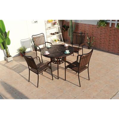 China Luxury Hotel Lightweight Outdoor Garden Furniture Sets Metal Outdoor Patio Armchair And Coffee Table for sale