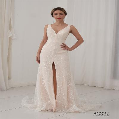 China Anti-static Dramatic Tiered Fit And Flare Lace Bridal Sleeveless Beading Wedding Dresses for sale