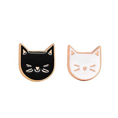 China China Custom Metal Craft Clothespin Badges Cat Enamel Pin for sale