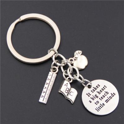 China Wholesale Heart Teacher Souvenir Gift Fashion Key Chain For Teacher Gift for sale