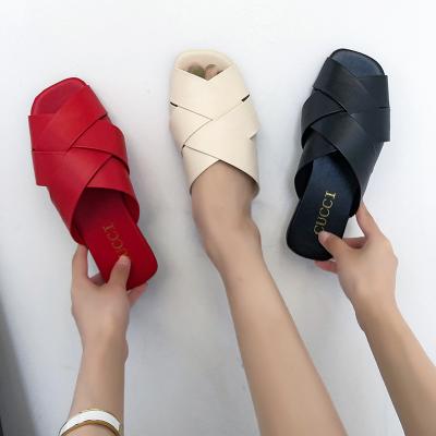 China Wholesale 2022 fashion trend new design summer fashion slippers weave flat low slippers durable anti-skid slippers for women for sale