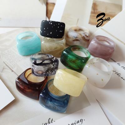 China OUYE Fashion Cute 2021 Best Selling Wholesale Colorful Ring Resin Link Ring Jewelry Acetate Clear Simple Acrylic Resin Ring for sale