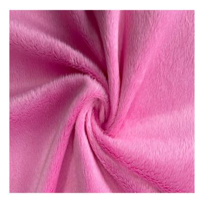 China Wicking 100%Polyester Knitted Fabric Wholesale Heat Keep Velvet Plush Fabric Blanket Supplier Fleece Coral Blanket for sale