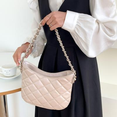 China Lady High Quality Brand New Women's Chain Handbag Diamond Underarm Bag Wholesale Pu Plaid Waterproof Luxury Leather Handbag Shoulder Bag for sale