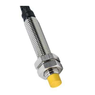 China Industrial Automation M8 5-40vdc NPN/PNP Waterproof Inductive Proximity Sensor for sale