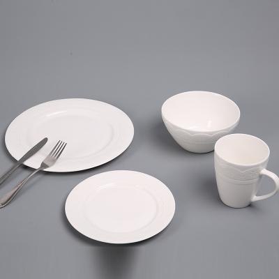 China Sustainable English Style Porcelain Dinnerware Sets Luxury Porcelain à venda