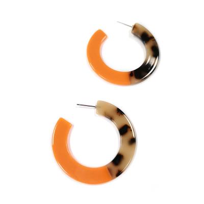 China Hyperbole CC Stud Earrings For Women 2020 Fashion Leopard-Copy Fashion Jewelry Acrylic Stud Earrings for sale