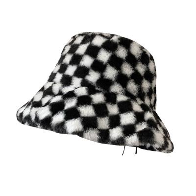 China Thick Warm Plaid Plush Black Polyester Checkerboard Winter Bucket Hat Warm Fleece Hats for sale