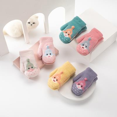 China Daily Life Kids Haling Hands With Thick Fleece Cartoon Outside Lovely Keep Warm Gloves for sale