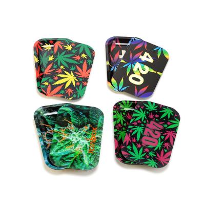 China Large Recyclable Custom Magnetic Top Rolling Tray Smoking Accessories for sale