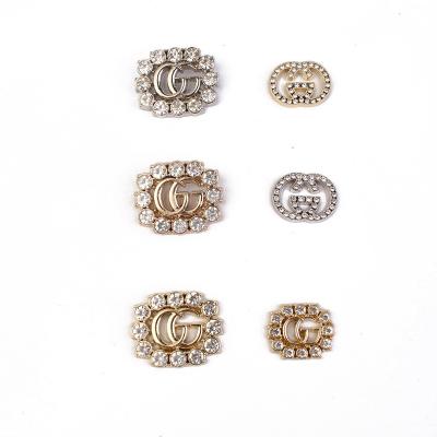 China PVC soft shoes charms high quantity metal-shoe-charms beach fish wholesale shoe charms diamond shoe store decoration for sale