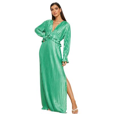 China 2023 Summer Hot Green Pleated Detail Polyester Plunge Ruffle Maxi Dress for sale