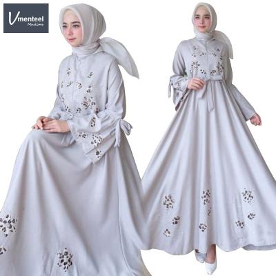 China Polyester Traditional Islamic National Dress Simple And Elegant Long Sleeve Chiffon Muslim Dress for sale