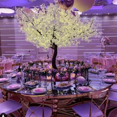 China Gold Adjustable Luxury View Event Top S Shape Round Serpentine Glass Circle Event Dining Table Set for Wedding Banquet for sale