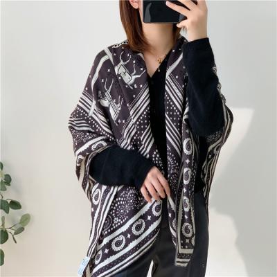 China Wholesale High Quality Square Cashmere And Silk Square Shawl Big Printing Scarf 135*135cm New Design for sale