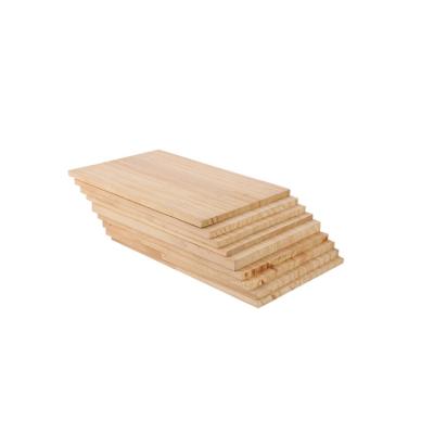 China Traditional Pine Laminated Veneer Lumber Buying Advice Treated Pine Solid Wood Lumber for sale