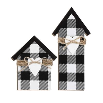 China People Art Custom 2 Pieces of Plaid Wooden House Shaped Welcome Sign Buffalo Sign Block for sale