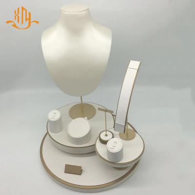 China Fashion Refreshing XIANGYU Factory Wholesale Custom Fashion Refreshing Luxury Leather Jewelry Display Set for sale