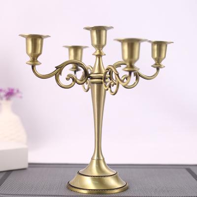 China Hot Sale Modern Nordic Style Luxury Bling Wedding Tealight Hurricane Rose Gold Candle Holders Silver Centerpiece Wholesale for sale