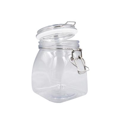 China 1000ml Empty PET Food Storage Jar Metal Clip Top Airtight Jar with Silicon rubber seal en venta