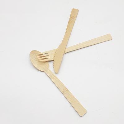 China Disposable Biodegradable Wooden Bamboo Cutlery Kit Bamboo Cutlery From China Eco-Friendly Supplier for sale