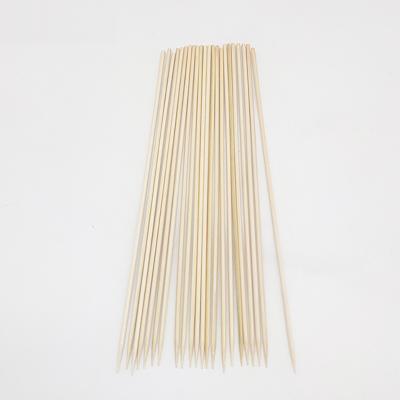 China Thermal resistance 100% natural bamboo round stick barbecue skewer biodegradable bamboo stick for sale for sale