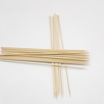 China Thermal Resistance 100% Natural Disposable Round Bamboo Skewer Bamboo Round Stick For Barbecue for sale