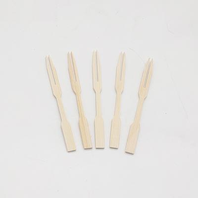 China Disposable Bamboo Wooden Fruit Picker Fork Disposable Bamboo Forks for sale