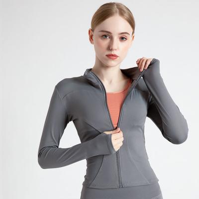 China HQSLP Breathable Long Sleeve Yoga Jacket Plus Size Countryside Yoga Top Women Jacket Workout Wear for sale