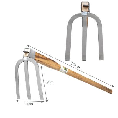 China Sales of available AGRICULTURE GARDEN DIGGER hoe wooden handle stainless steel three prong hoe agricultural hoe high quality for sale