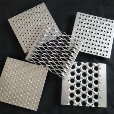 China Heavy Duty 2-4m Grip Strut Safety Grating Diamond Channel Grating  Abrasion Proof for sale