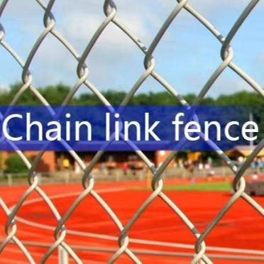 China 50*50mm Hot Dip Galvanized Chain Link Wire Mesh Zaun für Fußball-Grundnetz zu verkaufen