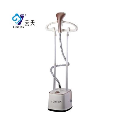 China Household China Top Quality Ues Home Clothes Steamer Mini Handheld Garment Steamer Portable Garment Iron Steamer for sale