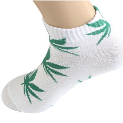 China Street Athletic Unisex Sport Knocks Logo Design Customized Stock Ankle Cotton Shorts Weed Hemp Leaf Men Fashion Socks Wholesale for sale