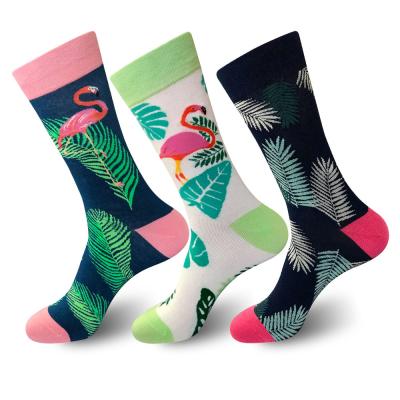 China Breathable Running Large Size Funky Crew Socks Fashion Wholesale Animal Cotton Design Happy Flamingo Socks for sale