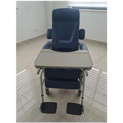 China Modern Medical Folding Rollator Walker Transit Chair For Elderly for sale