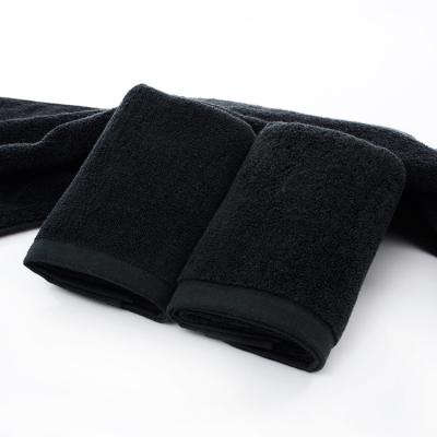 China Gray Bath Towel With Beauty Hypoallergenic Wholesale Turkish Cotton Black And Border for sale