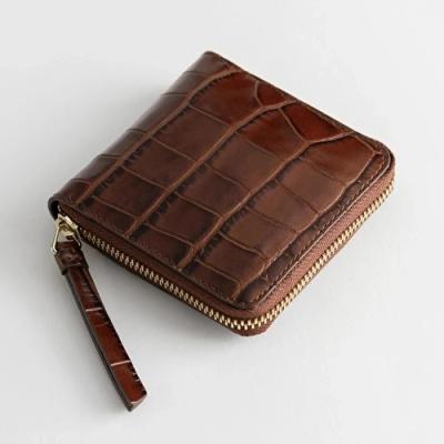 China Small Zipper Crocodile Clutch Woman Waterproof Classic Leather Purse Short Wallet for sale