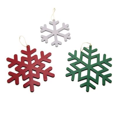 China Christmas Tree Decoration Ornaments Wooden Sign Newest Christmas Snowflakes Shape Decoration Board For Christmas Tree Decoration for sale