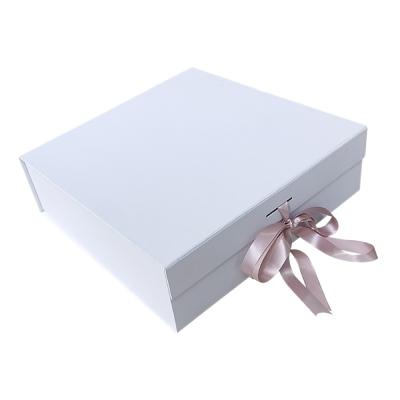 China Wholesale Custom Paper Folding Materials 2021 Recycled Paper Folding Packaging Foldable Gift Box for sale