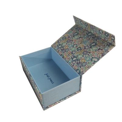 China Recycled Materials Wholesale Customized Logo Clothing Packaging Box Kraft Paper Airplane Box for sale